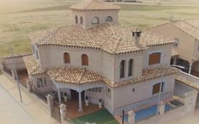 Casa Rural La Higuera I Puy du Fou